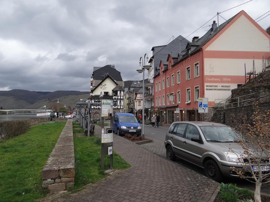 Haus Anna Villa Zell an der Mosel Exterior photo